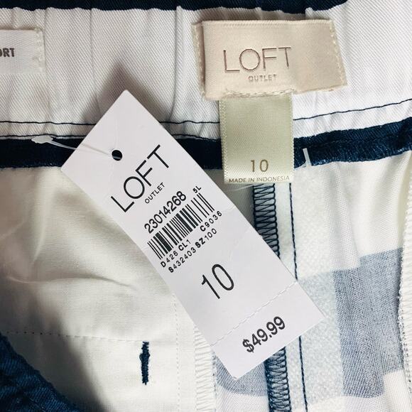 NWT LOFT Outlet Navy Stripe Tie Front Shorts Size 10 - Picture 4 of 6